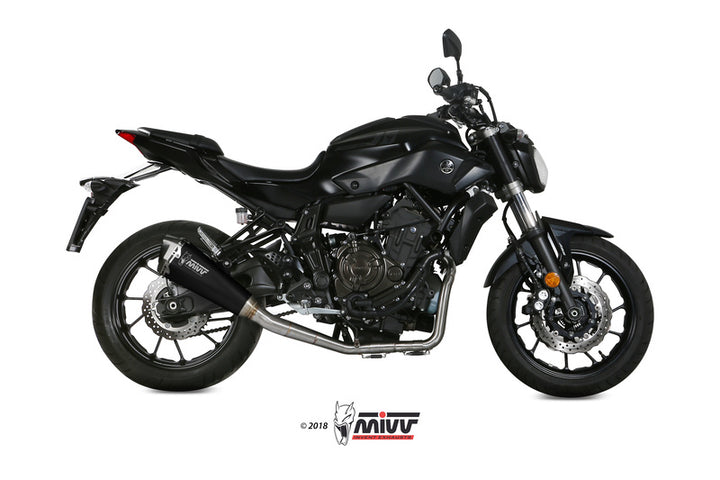 Sidovy av Yamaha MT-07 med MIVV Delta Race Full Exhaust System Y.045.LDRB, sportigt avgassystem för fordonstillbehör och prestandauppgraderingar.
