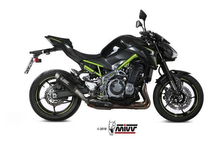 Sidovy av Kawasaki Z900 utrustad med MIVV GP-Pro ljuddämpare K.045.L2P, optimerad för stil, ljud och effekt i premium avgassystemkategori.