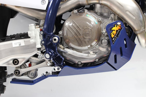 AXP XTEM SKID PLAAT MET SUPENSIEKOPEN BESCHERMING - PHD 8MM AX1657