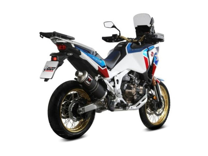 Bakre vy av Honda CRF 1100L Africa Twin utrustad med MIVV Dakar Silencer H.079.LEKB, en högpresterande ljuddämpare för motorcykeltillbehör.