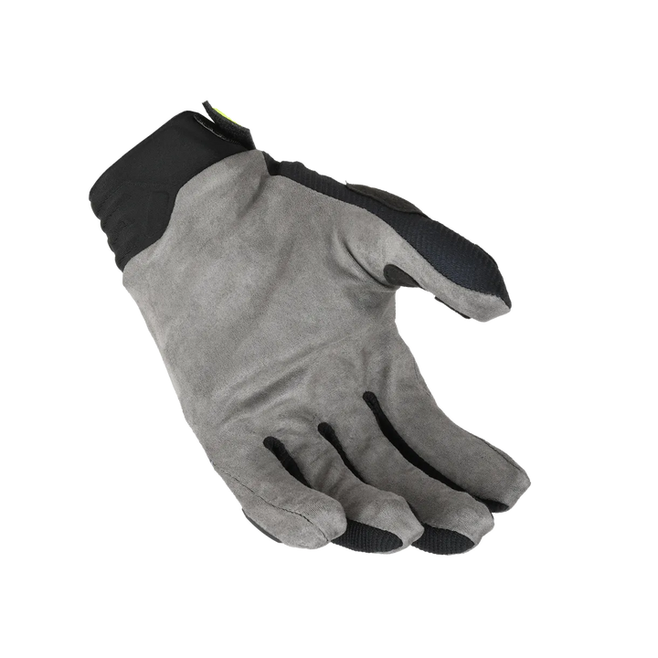 Macna Crosshandskar Chameleon Svart/Flu med greppvänlig insida och ergonomisk passform för komfort och säkerhet vid motorcykelkörning.